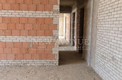 Apartment - 3 Bedrooms - 3 Bathrooms for sale in Mountain View iCity - 5th Settlement Compounds - The 5th Settlement - New Cairo City - Cairo