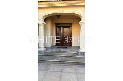 Villa - 5 Bedrooms - 6 Bathrooms for sale in Tiba Compound - South Investors Area - New Cairo City - Cairo