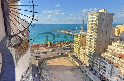 Apartment - 3 Bedrooms - 1 Bathroom for sale in Laurent - Hay Sharq - Alexandria
