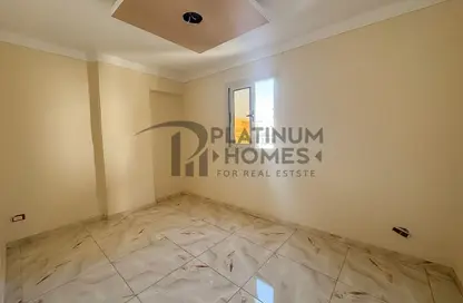 Apartment - 3 Bedrooms - 1 Bathroom for sale in Laurent - Hay Sharq - Alexandria