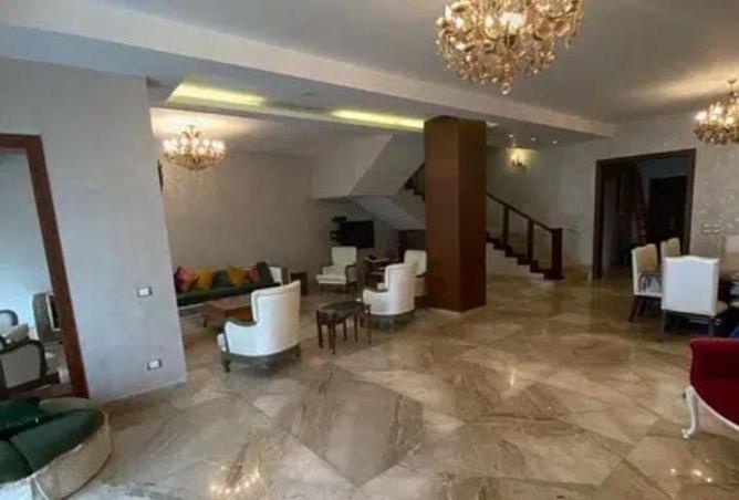 7 BR Twinhouse in Les Rois New Cairo, photo 2 of 3