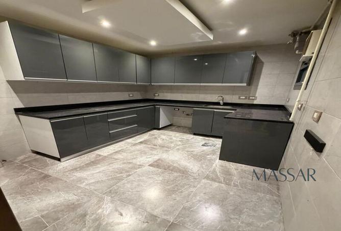 70101889 - Property Image 3