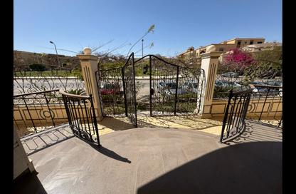 Apartment - 3 Bedrooms - 4 Bathrooms for rent in Ganoob El Acadimia - New Cairo City - Cairo Apartment - 3 Bedrooms - 4 Bathrooms for rent in Ganoob El Acadimia - New Cairo City - Cairo