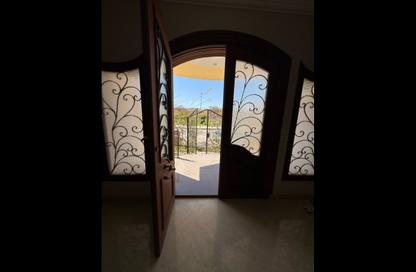 Apartment - 3 Bedrooms - 4 Bathrooms for rent in Ganoob El Acadimia - New Cairo City - Cairo Apartment - 3 Bedrooms - 4 Bathrooms for rent in Ganoob El Acadimia - New Cairo City - Cairo