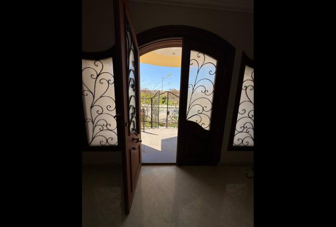 104892893 - صورة العقار 2