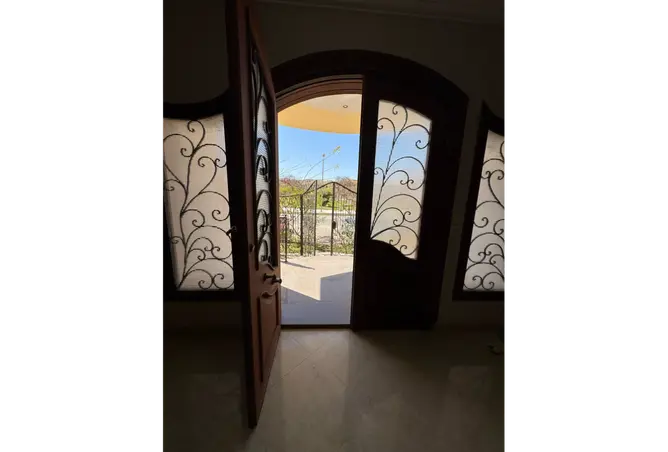 104892893 - صورة العقار 2