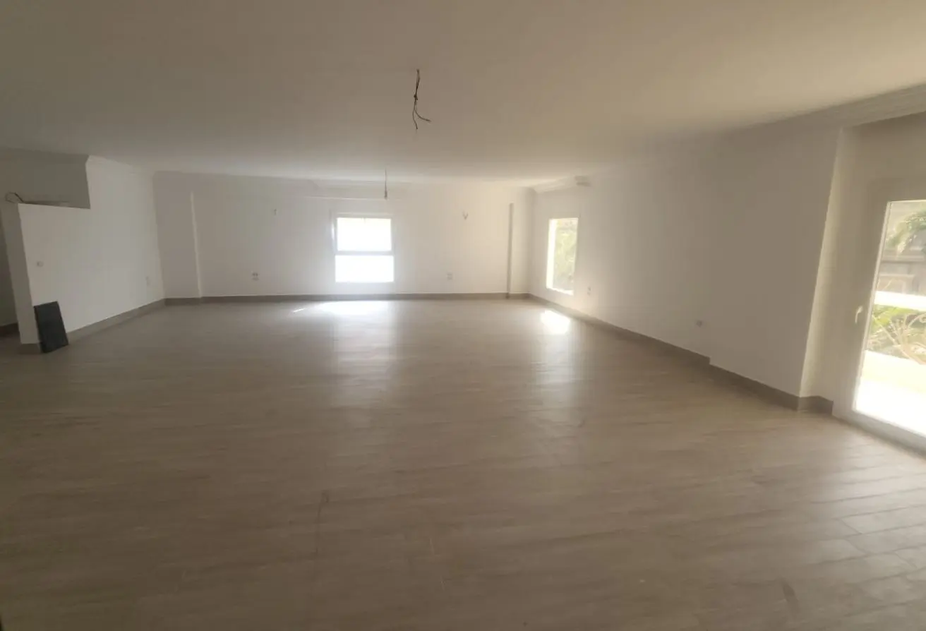 120880586 - Property Main Image
