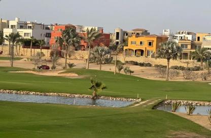 فيلا - 5 - 5 للبيع في جولف فيوز - طريق مصر اسكندرية الصحراوي - مدينة 6 أكتوبر - الجيزة