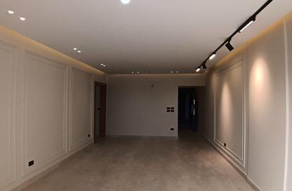 Apartment - 3 Bedrooms - 2 Bathrooms for rent in Gamal Abdel Nasser Axis - The 3rd Settlement - New Cairo City - Cairo