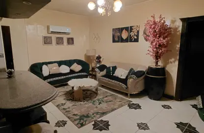 Apartment - 2 Bedrooms - 1 Bathroom for rent in Mohandessin - Giza