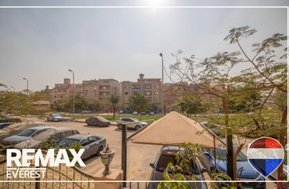 Apartment - 3 Bedrooms - 2 Bathrooms for sale in 16th District - Sheikh Zayed City - Giza