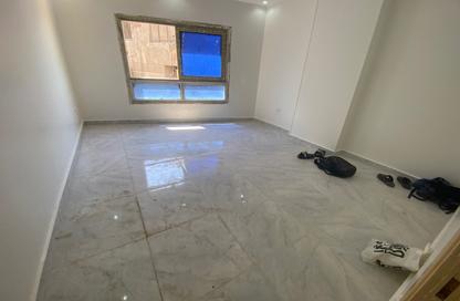 Office Space - Studio - 1 Bathroom for rent in King Faisal St. - El Talbia - Faisal - Hay El Haram - Giza
