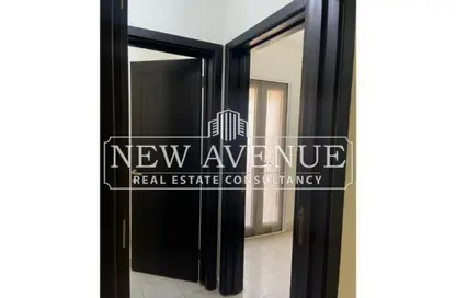 شقة - 3 غرف نوم - 4 حمامات للبيع في القطامية بلازا - التجمع الاول - مدينة القاهرة الجديدة - القاهرة