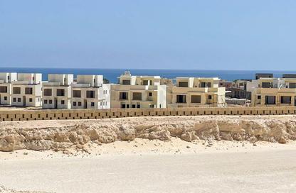 شاليه - غرفة نوم - 2 حمامات للبيع في دايركشن وايت - راس الحكمة - الساحل الشمالي شاليه - غرفة نوم - 2 حمامات للبيع في دايركشن وايت - راس الحكمة - الساحل الشمالي