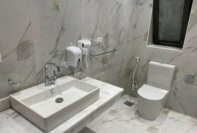 8645920 - Property Image 2