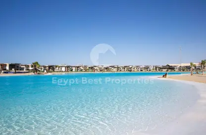 منزل مزدوج - 4 غرف نوم - 5 حمامات للبيع في سوان ليك الساحل الشمالي - قسم الضبعة - الساحل الشمالي