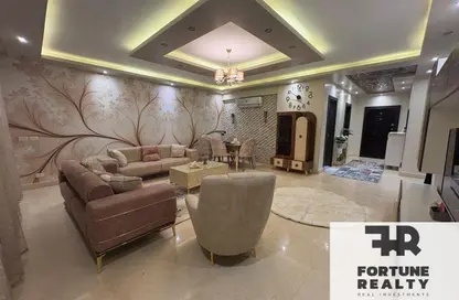 شقة - 3 غرف نوم - 3 حمامات للايجار في 90 افينيو - المستثمرين الجنوبية - مدينة القاهرة الجديدة - القاهرة