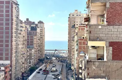 شقة - 4 غرف نوم - 3 حمامات للبيع في شارع محمد نجيب - سيدي بشر - حي اول المنتزة - الاسكندرية