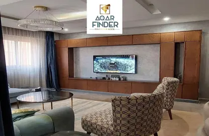 Apartment - 2 Bedrooms - 2 Bathrooms for rent in Al Amal St. - Sheikh Zayed City - Giza