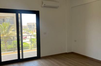 شقة - 3 غرف نوم - 3 حمامات للايجار في مون ريزيدنس - فيفث سكوير - التجمع الخامس - مدينة القاهرة الجديدة - القاهرة