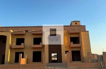 منزل مزدوج - 7 - 6 للبيع في شارع دريم لاند - دريم لاند - طريق الواحات - مدينة 6 أكتوبر - الجيزة