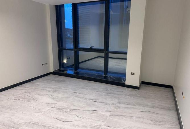 8598091 - Property Image 2