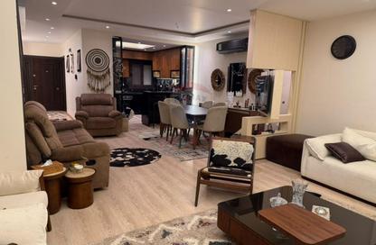 Townhouse - 2 - 4 for sale in Hyde Park Business District Mall - South Teseen St. - The 5th Settlement - New Cairo City - Cairo