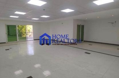 Office Space - Studio - 2 Bathrooms for rent in Cornish El Nile St. - Maadi - Hay El Maadi - Cairo
