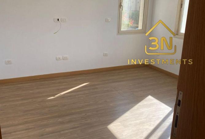 70364653 - صورة العقار 3