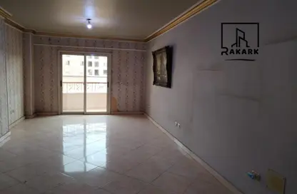 شقة - 3 غرف نوم - 2 حمامات للبيع في مساكن شيراتون - شيراتون المطار - النزهة - القاهرة