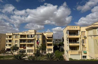 Apartment - 2 Bedrooms - 2 Bathrooms for sale in Al Khamayel city - Sheikh Zayed Compounds - Sheikh Zayed City - Giza