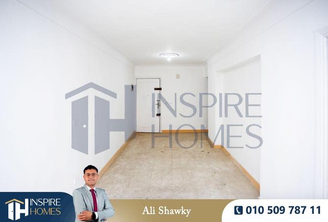 70364616 - صورة العقار 3