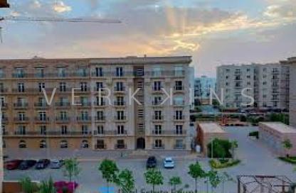 Apartment - 3 - 3 for sale in Greens - Hyde Park - New Cairo City - Cairo