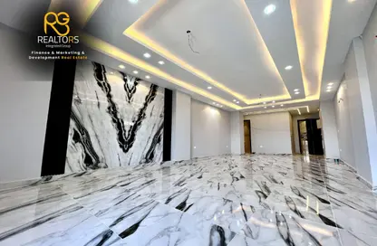 Apartment - 3 Bedrooms - 2 Bathrooms for sale in Sun Capital - Fayoum Desert road - 6 October City - Giza