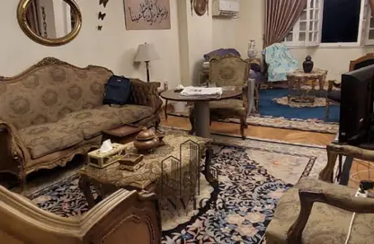 Apartment - 3 Bedrooms - 2 Bathrooms for sale in Mohamed Kamel Al Harouny St. - 6th Zone - Nasr City - Cairo