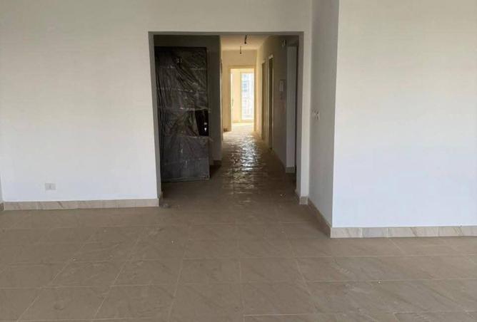 69304228 - صورة العقار 2