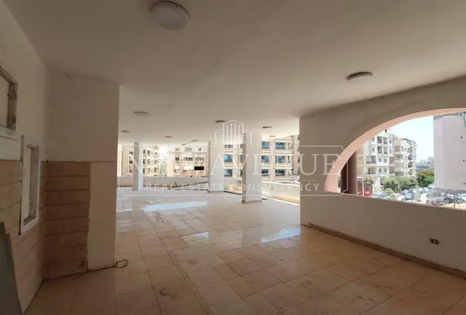 121655807 - Property Image 2