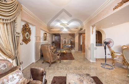 Duplex - 3 - 2 for sale in Zezenia - Hay Sharq - Alexandria