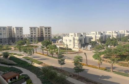Apartment - 3 Bedrooms - 3 Bathrooms for sale in Garden Residence - Hyde Park - New Cairo City - Cairo