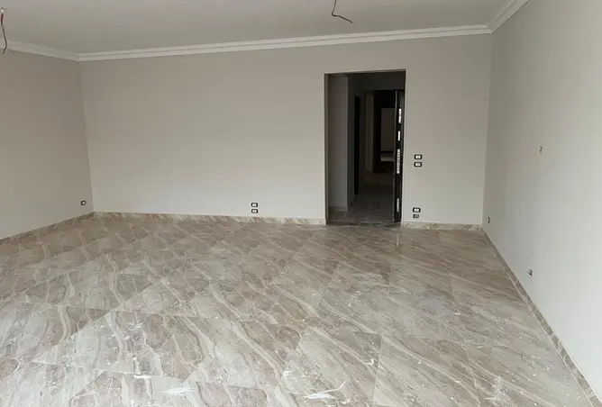 117018192 - Property Image 2