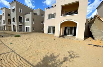 Villa - 4 Bedrooms - 4 Bathrooms for sale in Celesta Hills - Uptown Cairo - Mokattam - Cairo