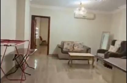 شقة - غرفة نوم - 1 حمام للايجار في شارع عبد العزيز الدريني - الروضة - حي المنيل - القاهرة