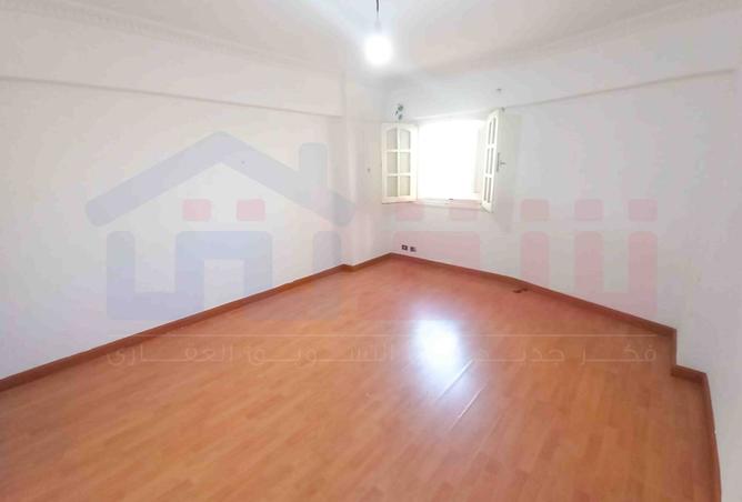 102064652 - Property Image 2