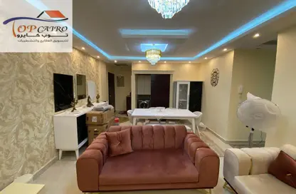 شقة - 3 غرف نوم - 2 حمامات للايجار في B10 - مدينتي - القاهرة