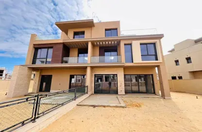 Villa - 4 Bedrooms - 5 Bathrooms for sale in The Estates - Sheikh Zayed Compounds - Sheikh Zayed City - Giza