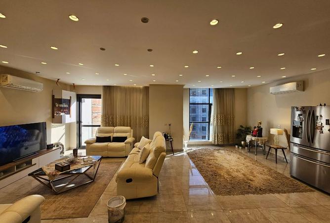 104593760 - Property Main Image