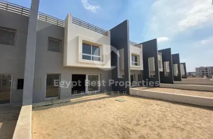 Townhouse - 3 Bedrooms - 4 Bathrooms for sale in Garden Lakes - 6 October Compounds - 6 October City - Giza