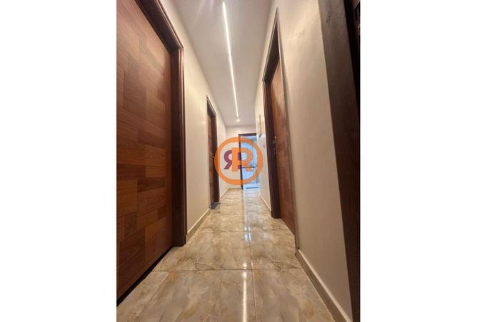 67730117 - Property Image 3