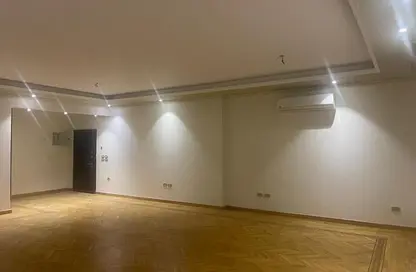 نصف طابق - استوديو - 2 حمامات للايجار في الياسمين 1 - الياسمين - مدينة القاهرة الجديدة - القاهرة