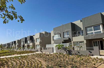 Townhouse - 3 Bedrooms - 3 Bathrooms for sale in Kayan - Sheikh Zayed Compounds - Sheikh Zayed City - Giza